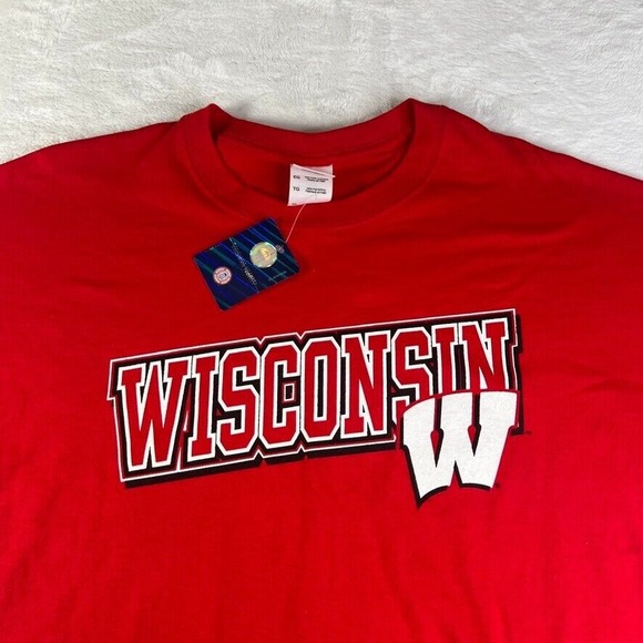 Gildan Other - University of Wisconsin Badgers Next Red T-Shirt Mens XL Cotton